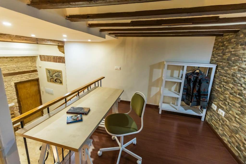 Apartment Simplyhosted Casa De La Catedral Cadiz